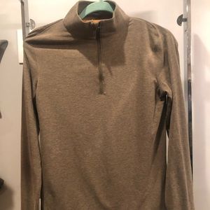 Carharrtt  Long Sleeve Light Weight  size Small